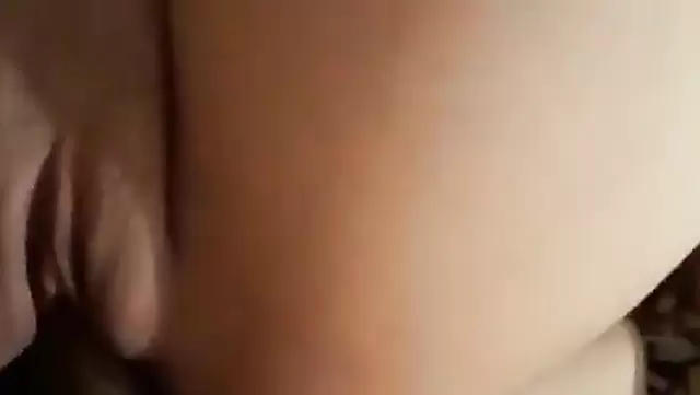 Uzbek babe with a shaved pussy fucks a guy